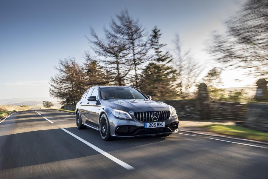  Mercedes-AMG C63 S Estate (S205) 2018 года  (UK) (фото 28 из 36)
